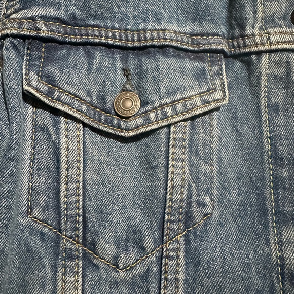 ✂️✂️ Final Reduction unless bundled New With Tags. Levi’s Jacket - Picture 8 of 11